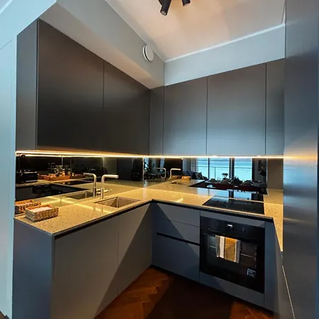 Apartament Waterfront Luxury With Sauna Terrace And Parking *