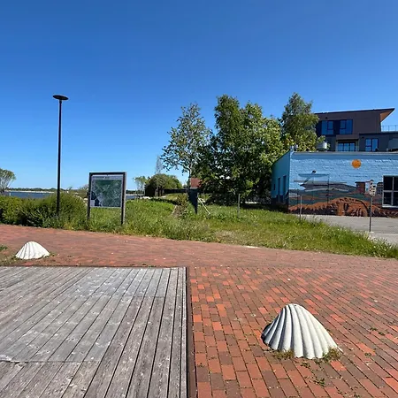 Apartament Waterfront Luxury With Sauna Terrace And Parking