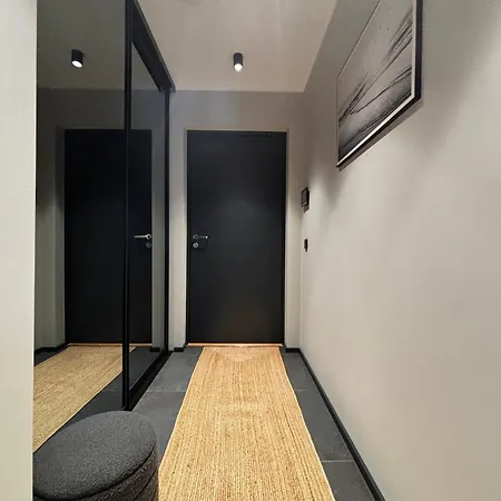 Appartamento Waterfront Luxury With Sauna Terrace And Parking
