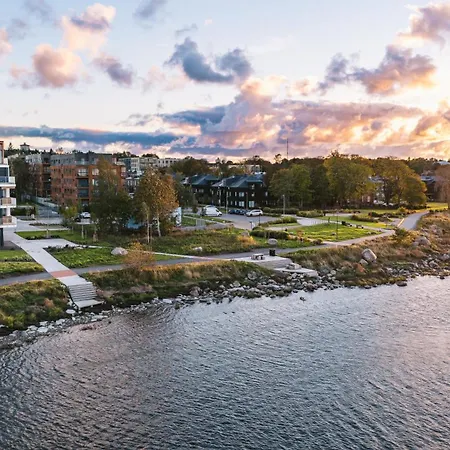 Waterfront Luxury With Sauna Terrace And Parking