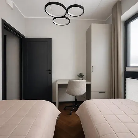 Апартаменты Waterfront Luxury With Sauna Terrace And Parking
