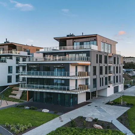Waterfront Luxury With Sauna Terrace And Parking *